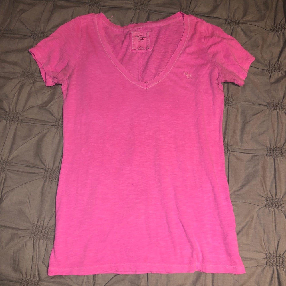 Pink v neck t shirt